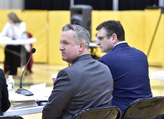 Peterson looks to crowd