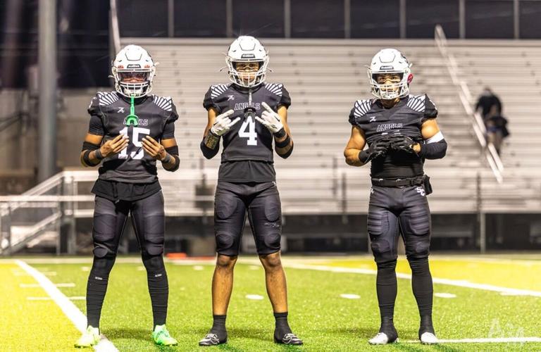 St. Catherine's linebackers
